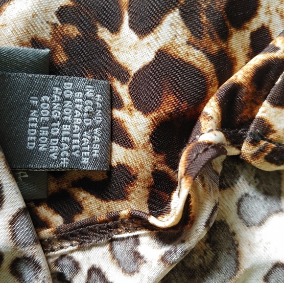 3/4 sleeve leopard print top. - Picture 5 of 7